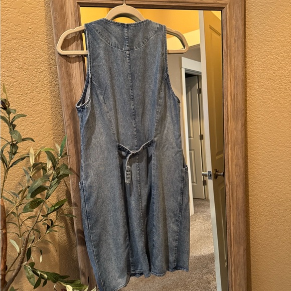 Cloth & Stone Light Blue Sleeveless Mini Dress - Picture 4 of 7